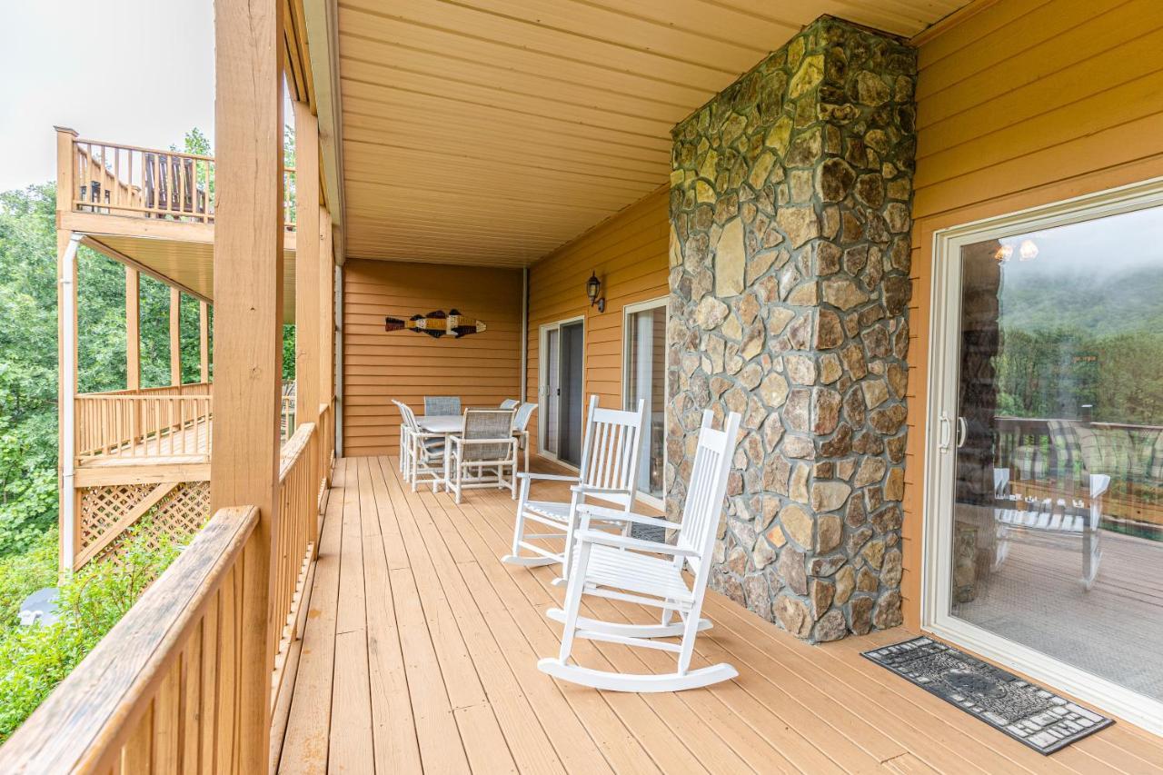 With Stunning Mountain And 6th Views Near Harrahs Cherokee Bryson *